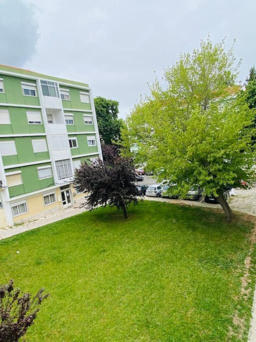 Modern 3 Bedroom Flat In ליסבון מראה חיצוני תמונה