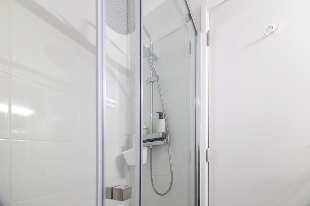 Modern 3 Bedroom Flat In ליסבון מראה חיצוני תמונה