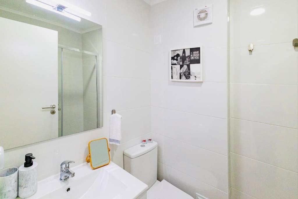 Modern 3 Bedroom Flat In ליסבון מראה חיצוני תמונה